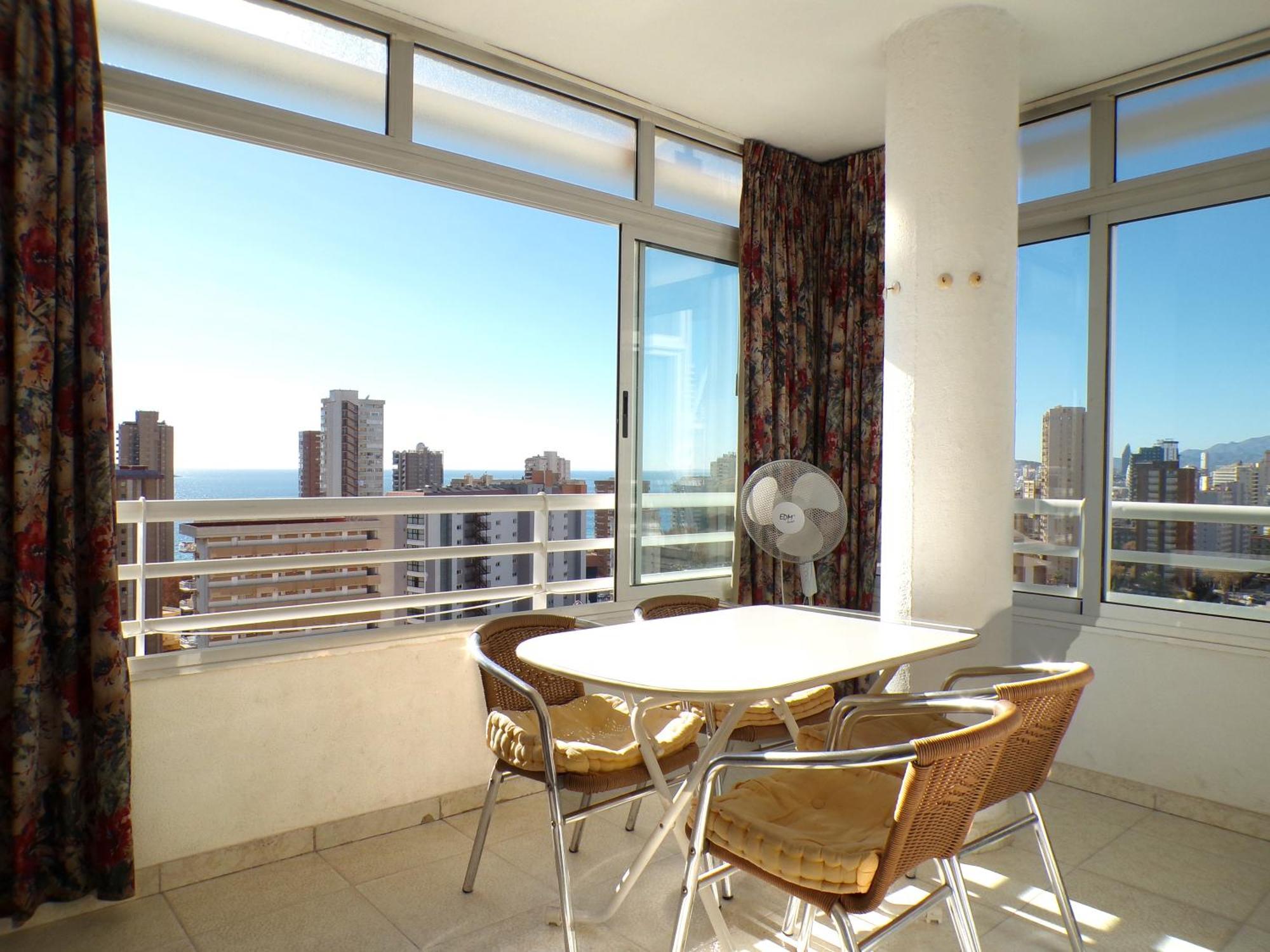 Apartamento Torre Domo Benidorm Esterno foto