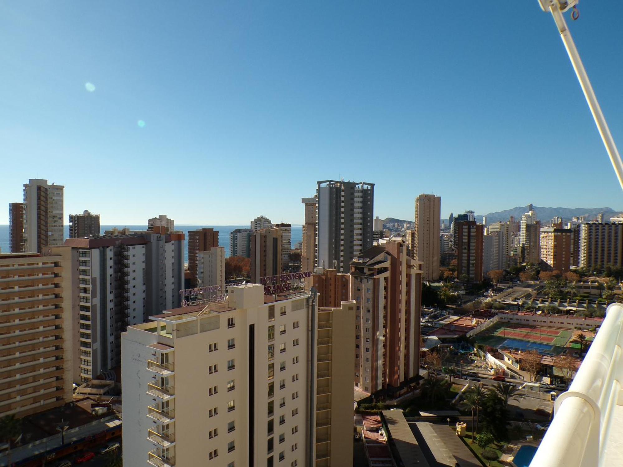 Apartamento Torre Domo Benidorm Esterno foto